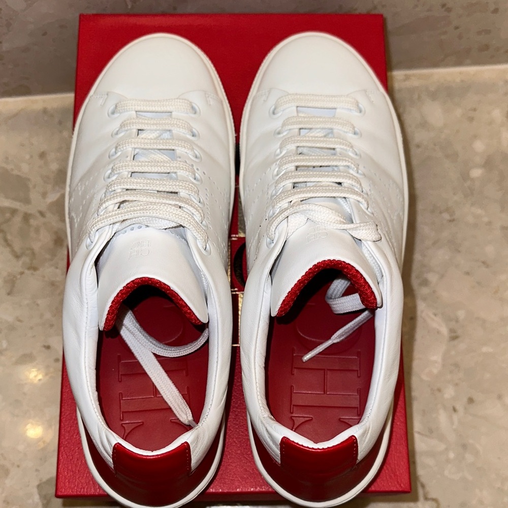 Carolina Herrera White Low-Top Sneakers with Red Heel Detail - Picture 5 of 15